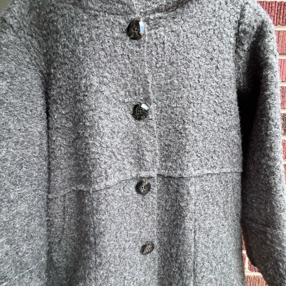 Oversize women coat - Picture 4 of 9